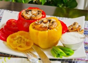 Перець фарширований грибами